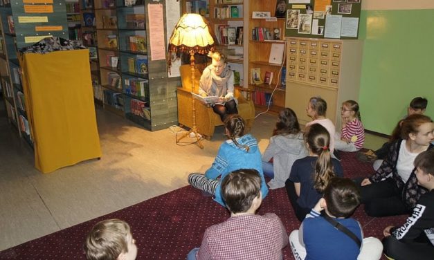 Wieczór w bibliotece