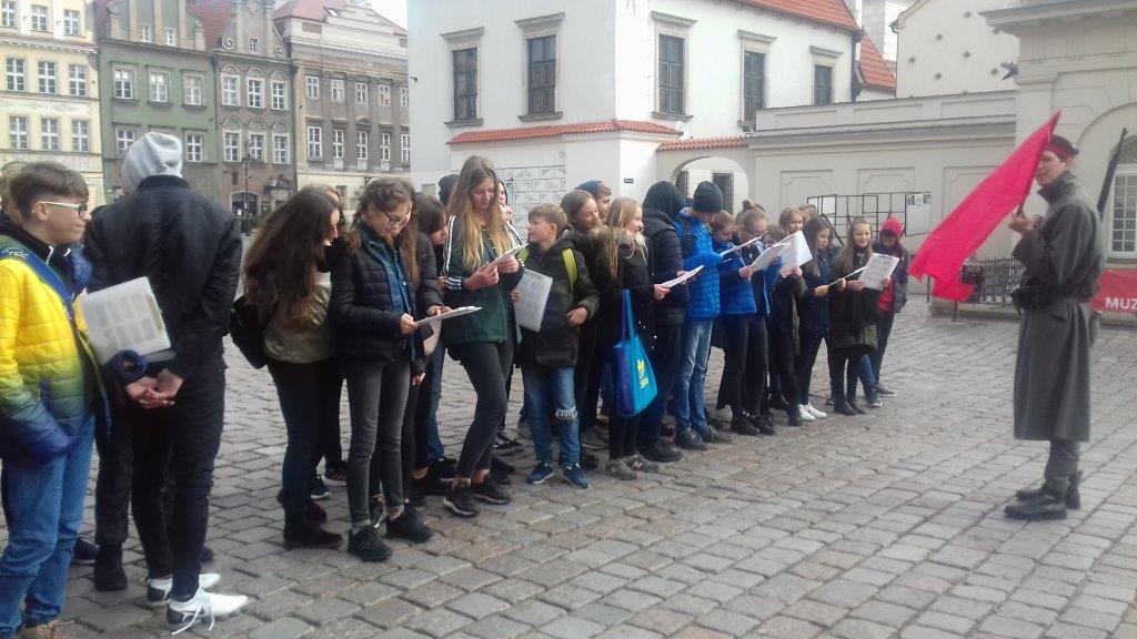 8a i 7d na wycieczce „Szlakiem Niepodległej”