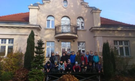 Niepodległość czyli niezależność. Klasa II d w Muzeum Regionalnym w Słupcy