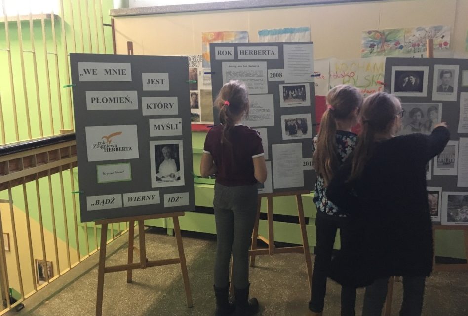 ,,Bądź wierny Idź” – wystawa z okazji Roku Herberta