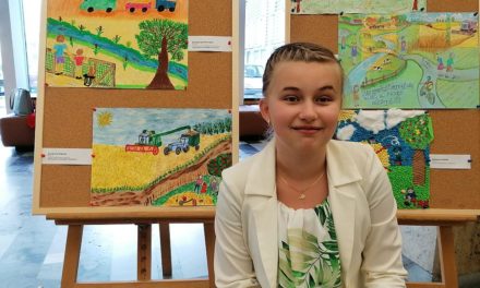 IX Ogólnopolski Konkurs Plastyczny „Bezpiecznie na wsi: maszyna pracuje a dziecko obserwuje”.