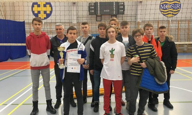 Siatkarskie srebro dla chłopców