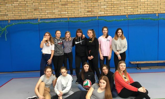 Siatkarskie srebro dla dziewcząt