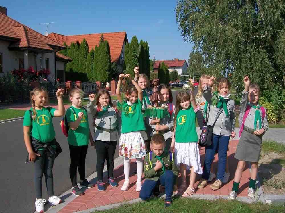 Obietnica zucha w gromadzie zuchowej „Leśne Ludki”