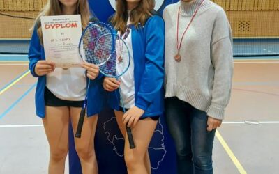 Przykona – 23 XI  Uczniowie SP 3 zdobywają kolejne medale w&nbsp;badmintonie