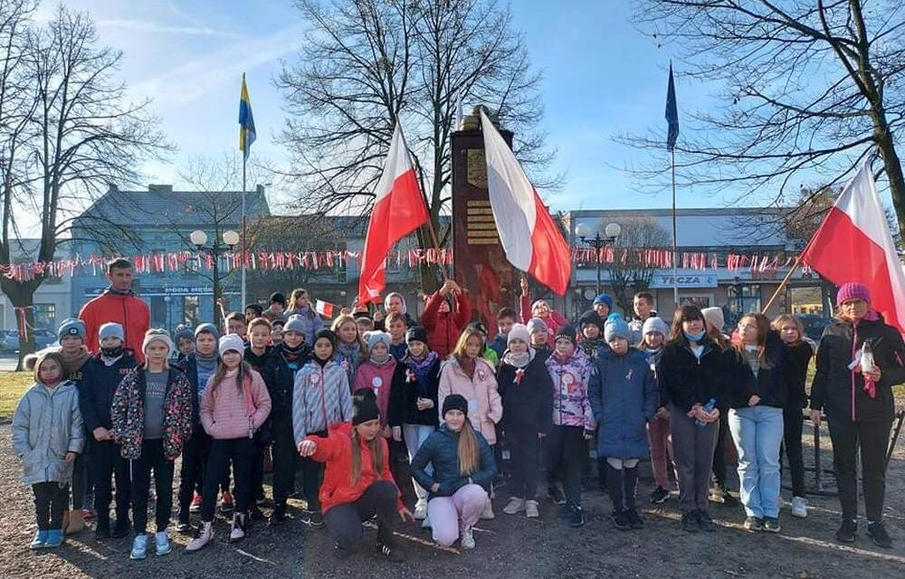 Sportowy akcent Święta Niepodległości w SP3