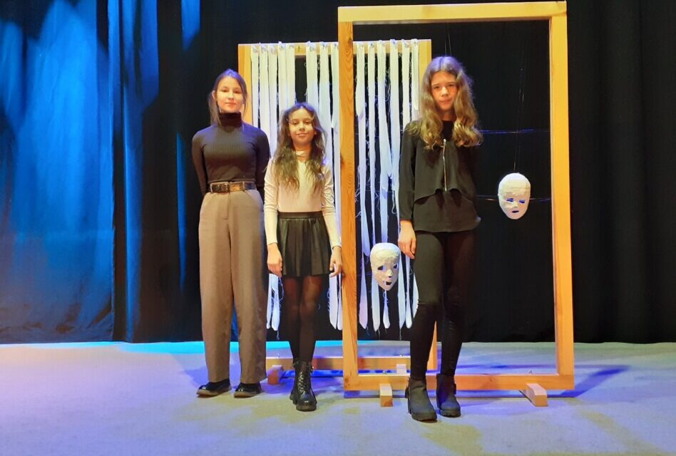 Rejonowe eliminacje konkursu recytatorskiego „Dźwięki przewracam, nicuję barwy”