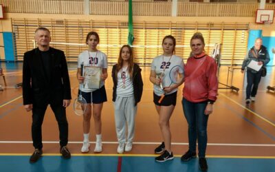 Mistrzostwa Rejonu w&nbsp;Badmintonie z&nbsp;medalami