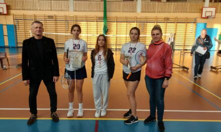 Mistrzostwa Rejonu w Badmintonie z medalami