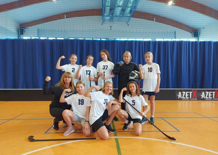 Wicemistrzostwo Rejonu w Unihokeju Dziewcząt