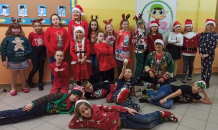 3 Gromada Zuchowa „Leśne Ludki” na „Biwaku mikołajkowym” w Żychlinie.