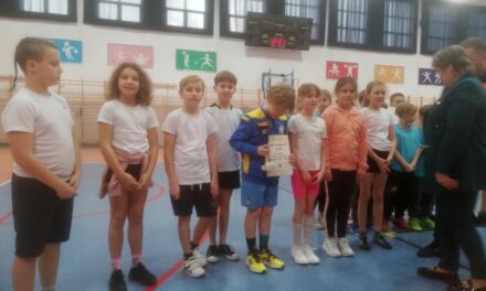 Mistrzostwa Powiatu Słupeckiego  w grze w „Dwa ognie”