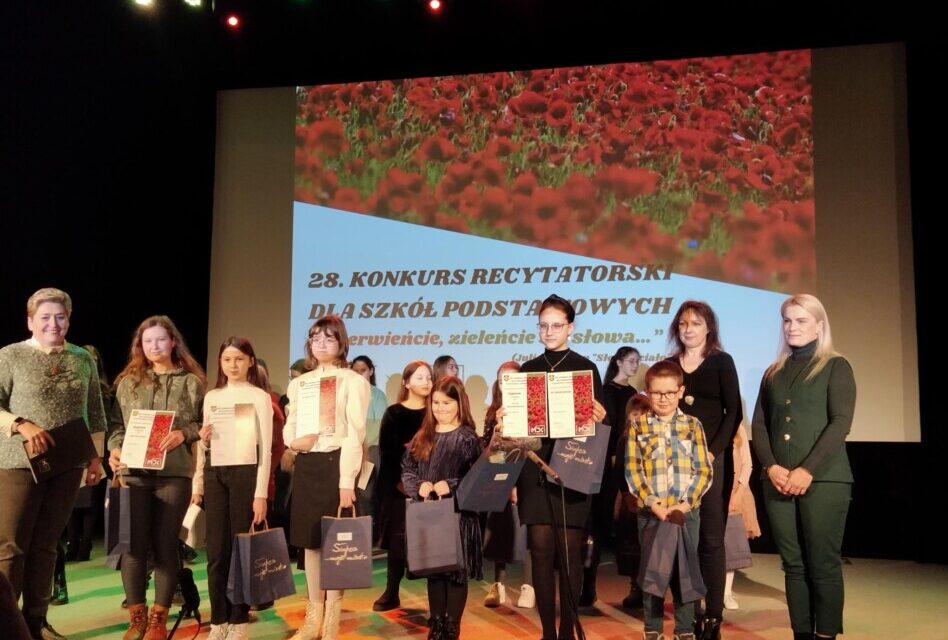 „Czerwieńcie, zieleńcie się słowa”-miejskie eliminacje konkursu recytatorskiego 2023 r.