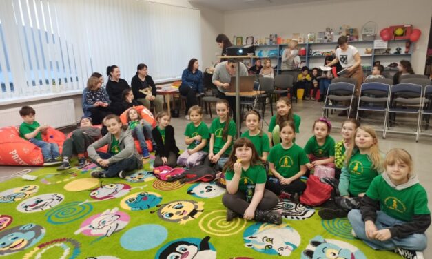 3 Gromada zuchowa na „oSowiałym spotkaniu”