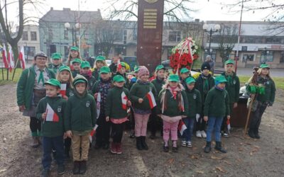 3 Gromada Zuchowa „Leśne Ludki” na&nbsp;obchodach Narodowego Święta Niepodległości