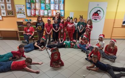 3 Gromada Zuchowa „Leśne Ludki” na „Biwaku mikołajkowym” w Żychlinie.