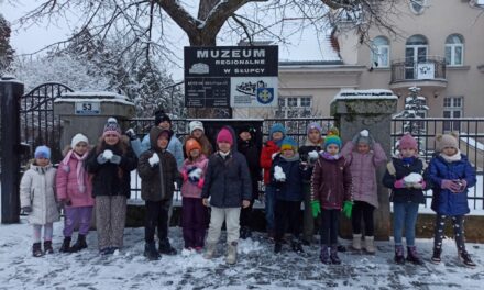 Zuchy z 3 Gromady Zuchowej „Leśne Ludki” odwiedziły Muzeum Regionalne w Słupcy