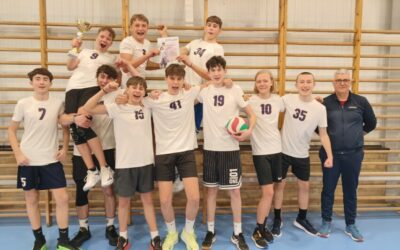 Mistrzostwa Powiatu Słupeckiego w Piłce Siatkowej Chłopców- złoto również dla SP3 Słupca.