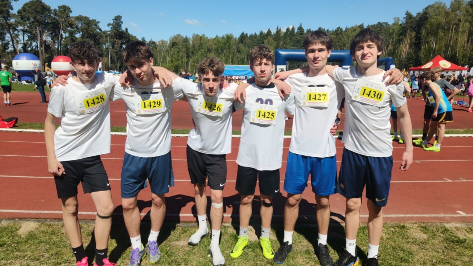 10 miejsce w&nbsp;Województwie Wielkopolskim w&nbsp;Drużynowych Biegach Przełajowych.