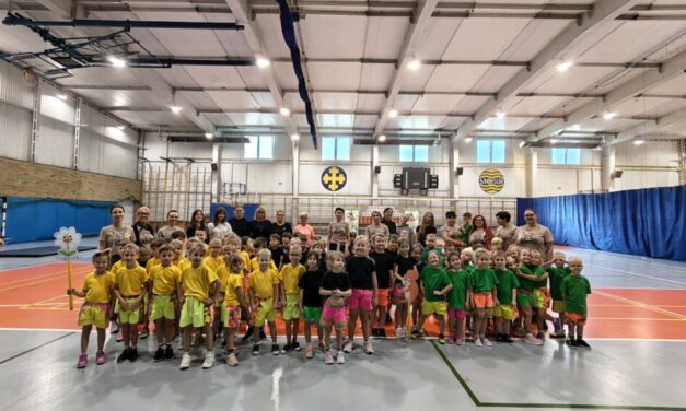 Sportowa spartakiada Przedszkola „Miś” w&nbsp;Szkole Podstawowej nr&nbsp;3 w&nbsp;Słupcy